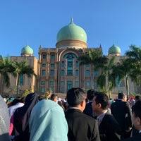 Maybe you would like to learn more about one of these? Dataran Perhimpunan Jabatan Perdana Menteri Putrajaya