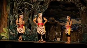 Bagi zamrut, pentas secara daring ini merupakan pengalaman yang. Makin Diminati Masyarakat Wayang Orang Sriwedari Solo Tambah Jadwal Pentas Merahputih