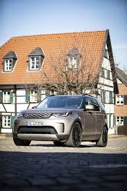 Watch full episodes of discovery shows, free with your tv subscription. Fahrbericht Land Rover Discovery Naher An Der Premiumkonkurrenz