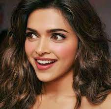 deepika s very excited expression is a indication of sheer joy after learning she has just won the dipika padukone deepika padukone hair deepika padukone style