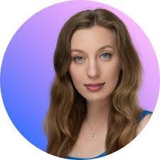 Cyndi Bray's Instagram, Twitter & Facebook