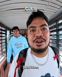 Nonton GJLS ramean tuh beda vibe-nya. Buktinya keluarga besar Polresta  Jambi ngisi studio sampe penuh di WTC XXI!, Filmnya bikin ketawa goblok,  wajib ditonton kalau kamu butuh lepasin stress lewat ...