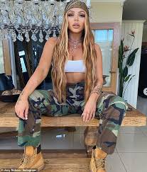 Последние твиты от lil loaded (@loadedcuh). Jesy Nelson Shows Washboard Abs On White Crop Top And Camouflage Pants London News Time