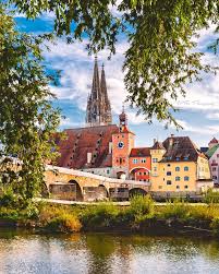 Regensburger Altstadt Regensburg Alte Brucke Reisen Deutschland