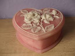 Jewelry Box Pink Heart White Roses Incolay Stone By Shoponsherman 30 00 Incolay Stone Jewelry Box Vintage Valentines