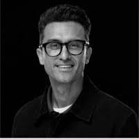 Gavin Bryan's Instagram, Twitter & Facebook