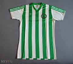 2 sierpnia lechia gdańsk podejmie na stadionie polsat plus arena gdańsk wisłę płock. Kacik Kolekcjonera Kolekcja Pilkarskich Koszulek Legii 53 Legionisci Com