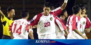 His natural position is striker. Selangor Fa Kenang Hattrick Bambang Pamungkas Halaman All Kompas Com