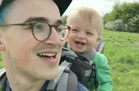 Giovanna, 36, was the first person to propose tom to the show, posting a photo of him dancing with his son max and writing tom for strictly in 2020. Mcbusted S Tom Fletcher Credits His Son Buzz For Overcoming Depression