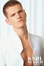 GROOMING EDITORIAL WORK