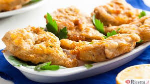I carciofi fritti in pastella sono delle sfizioserie perfette per un antipasto in questa ricetta i carciofi vengono intinti in una pastella di farina, acqua e uova che li avvolge in una croccante panatura. Carciofi In Pastella Fritti Ricetta It