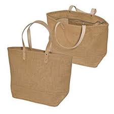 Karena sering digunakan untuk beragam keperluan, maka tote bag biasanya berbahan material yang kuat seperti kanvas, nilon dan kain yang kokoh. Tutorial Menjahit Tote Bag Lengkap Dengan 5 Bahan Kain Yang Bisa Anda Pakai Untuk Membuatnya
