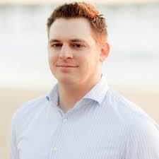 Ryan Craven's Instagram, Twitter & Facebook