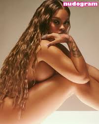 Alyssa Michelle Stephens backstage - Leaked photos