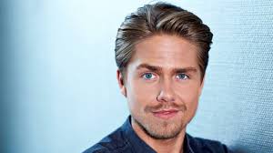 André Hazes denkt bij volk niet groter te worden dan zijn vader