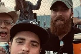 Kyle Nitz's Instagram, Twitter & Facebook