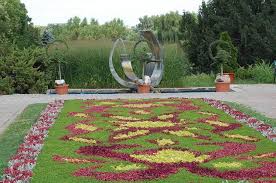 Parcul este printre cele mai ingrijite zone verzi din oras, piste inaugurat in 1854 si parcul a trecut prin multe trasnformari pana a fi ceea ce stim noi azi. Parcul Herastrau Cel Mai Mare Parc Din Bucuresti De Prin Bucuresti