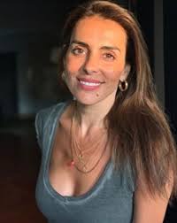 Catarina furtado is a 48 year old portuguese tv personality. Catarina Furtado Confessa Tratamento Para Acabar Com As Rugas A Ferver Vidas