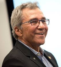 Michael Coles's Instagram, Twitter & Facebook