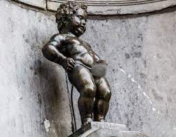 Rüyada başkalarının banyo yaptığını görmek eline geçen fırsatları bu sayede çok hayırlı işler için kullanacağına, paraya ve mala kavuşacağına işarettir. Ruyada Baskasinin Cis Yaptigini Gormek Gormenin Anlami Tabiri Nedir Diyadin Ruya Ihya