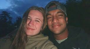 6 years of dating is not as impressive as someone who can put up with me  for 6 years. happy anniversary!!