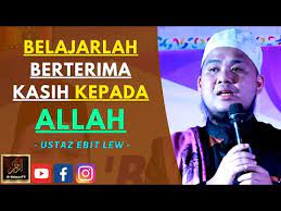 Rupa paras dan suaranya dikatakan saling tak tumpah bak pendakwah ustaz ebit lew. Ustaz Ebit Lew Belajarlah Berterima Kasih Kepada Allah Visitingliverpool