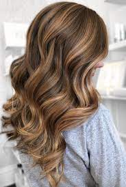 17 Best Shampoos For Oily Hair To Keep Greasy Hair At Bay Oilyhair 17 Best Shampoos For Oily Hair To Kee Greasy Hair Hairstyles Boliage Hair Natural Wavy Hair