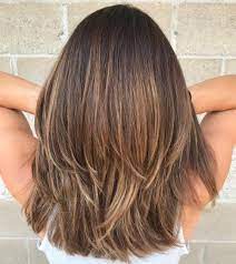 43 Cute Medium Haircuts To Fuel Your Imagination In 2020 Layered Haircuts For Medium Hair Haircuts For Medium Hair Long Thick Hair