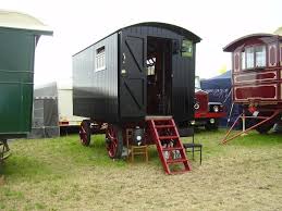 View Topic Gdsf Living Vans I Wish I Had A Bigger Garden Traction Engine Big Garden Camping Glamping