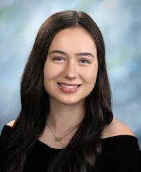 Kristin Heiden's Instagram, Twitter & Facebook