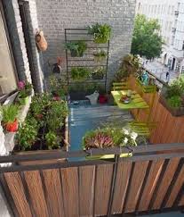 Jardin Urbain Contemporain Ustensile Jardinage Mini Potager Jardinage Potager Balcon Carre Potager Et Jardins Urbains