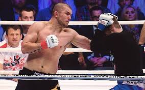 Łukasz jurkowski stwierdził w rozmowie z portalem inthecage.pl, że otrzymał propozycję z innej organizacji niż ksw. Droga Do Ksw 42 Lukasz Jurkowski I Martin Zawada