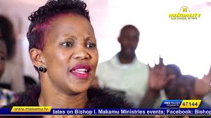 Bishop makamu had a lot of scathing words for the man of god who allegedly scammed people out of hundreds of thousands of rand. Zajik Izinto By Tshepo Khanye