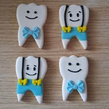 اول سن توزيعات افكار اول سن اول سن كوكيز أسنان توزيعات أسنان first tooth cookies first tooth gifts first cookie glaze first tooth twinkle twinkle