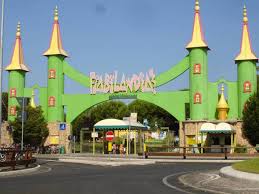 Parchi giochi nascosti in città. I Migliori Parchi Divertimento Per Bambini In Italia E Europa