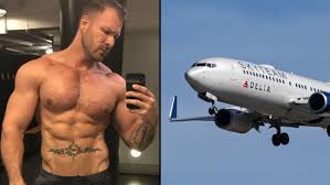 Он страдает зависимостью от алкоголя и наркотиков. Flight Attendant Suspended After Having Sex With Adult