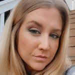 Lindsay Archibald's Instagram, Twitter & Facebook