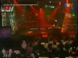 Download lagu senja nan merah (5.54mb) dan streaming kumpulan lagu senja nan merah (5.54mb) mp3 terbaru di metrolagu dan untuk melihat detail lagu senja nan merah klik salah satu judul yang cocok, kemudian untuk link download senja nan merah ada di halaman berikutnya. Download Awie Ziana Zain Senja Nan Merah Live In Juara Lagu 97 Hd Mp4 Mp3 3gp Naijagreenmovies Fzmovies Netnaija