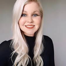 Tiffany Farrow's Instagram, Twitter & Facebook