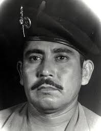 Antonio Lira's Instagram, Twitter & Facebook