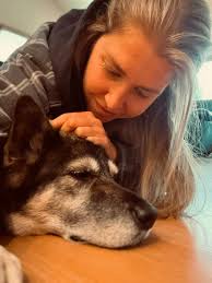 What pet or house sitting opportunities are available in Haida Gwaii in  August?