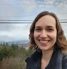 Amber Mcnaughton's Instagram, Twitter & Facebook