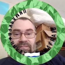 I'm supprised how many men do like big girls. In Real life I don't know  them. Where are they????