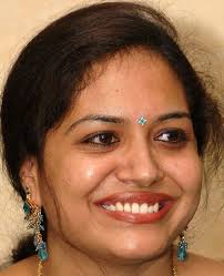 Hi, i think this question should be reversed, so i can answer it, lol. Indian Singer Sunitha Oily Closeup Face Smiling Photos Beautiful Indian Actress Indian Actress Hot Pics Beautiful Girl Face