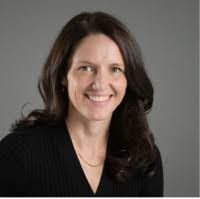 Shari Wallace's Instagram, Twitter & Facebook