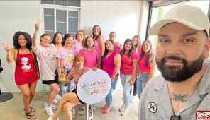 Un fin de semana espectacular rodeada de mujeres bellas y un maravilloso  estilista. ¡GraciaSweet Heavenly Cakesakes por un taller de galletas  excelente y lleno de dulzura! 🫶🏽🍪 Wepaaa Puerto Rico presente 🇵🇷❤️🎉 #