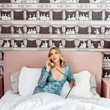 Katherine ryan has opened up about how her latest netflix series the duchess is semibiographical as it follows the life of a single mother living in london. Katherine Ryan Made A Sitcom For Families With Funny Shapes The New York Times
