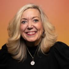 Someone pinch me… I won a $𝟑,𝟎𝟎𝟎 𝐜𝐚𝐬𝐡 𝐩𝐫𝐢𝐳𝐞 𝐚𝐧𝐝 𝐚𝐧  𝐢𝐧𝐭𝐞𝐫𝐧𝐬𝐡𝐢𝐩 through the Joni Madison Diversity Award?!