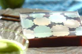 アジサイの形の寒天がのった水ようかんは見た目にも涼やか ジメジメした季節にピッタリの和菓子です 水ようかん レシピ 夏 お菓子 羊羹 レシピ