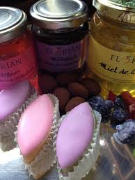 Jasmin And Violet Flower Jams Lavender Honey Sugared Flowers And Other Delights For An Extra Special Tea Time Cuisine Et Boissons Friandises Desserts